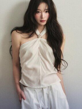 White halter top with gold detail from Taobao, adjustable #halter #gold